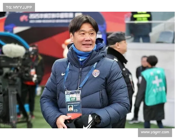 李霄鹏祝贺蓉城亚冠出色表现 明天全力以赴为中心争光 李霄鹏祝贺蓉城亚冠出色表现 明天全力以赴为中心争光